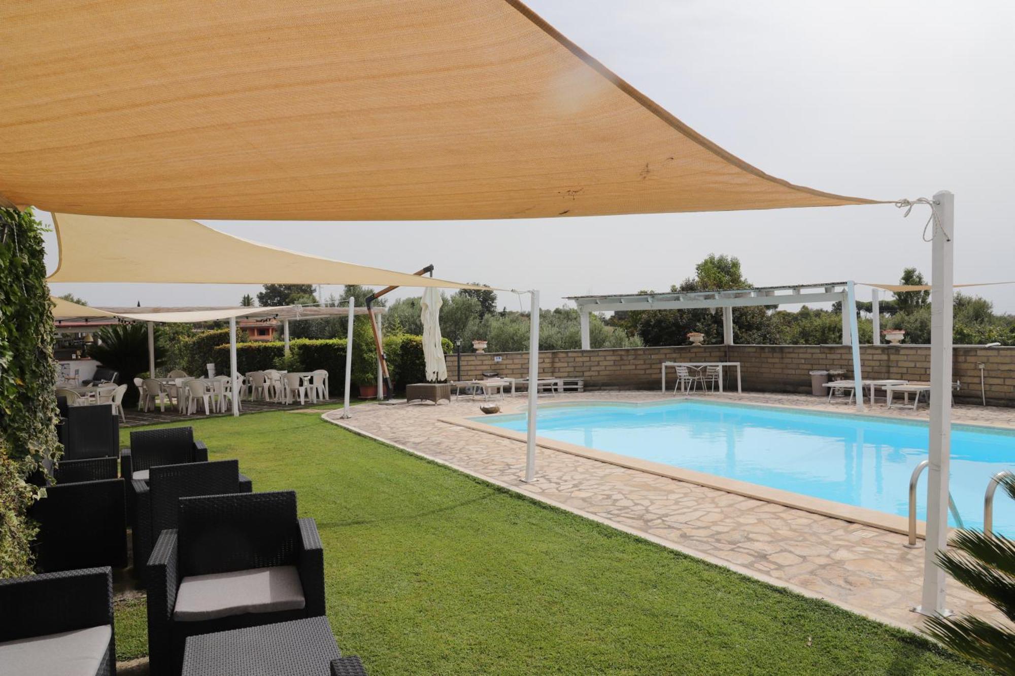 Le Colline Bed & Breakfast 2*